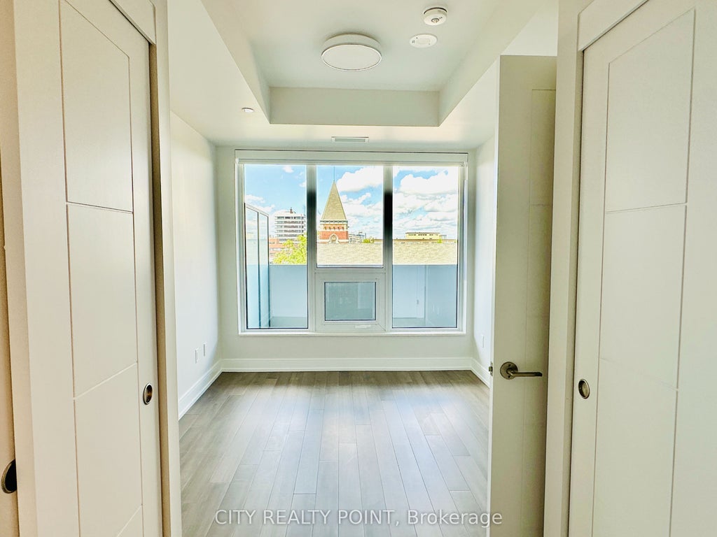 2525 Bathurst Street 1011, Toronto C04