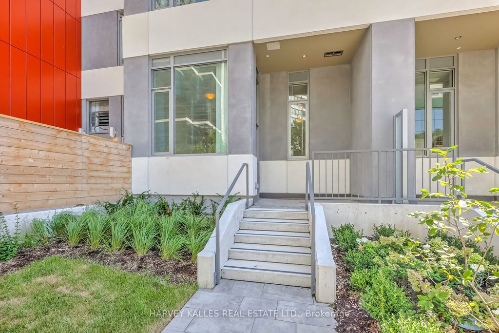 25 Holly Street Th110, Toronto C10