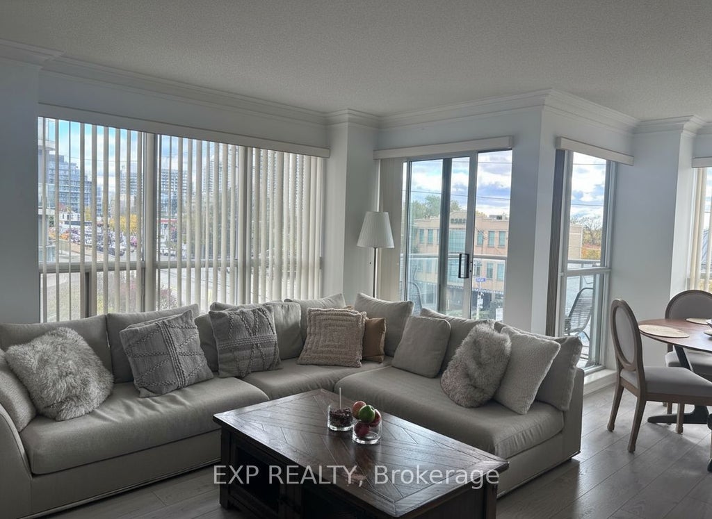 2 Clairtrell Road 510, Toronto C14