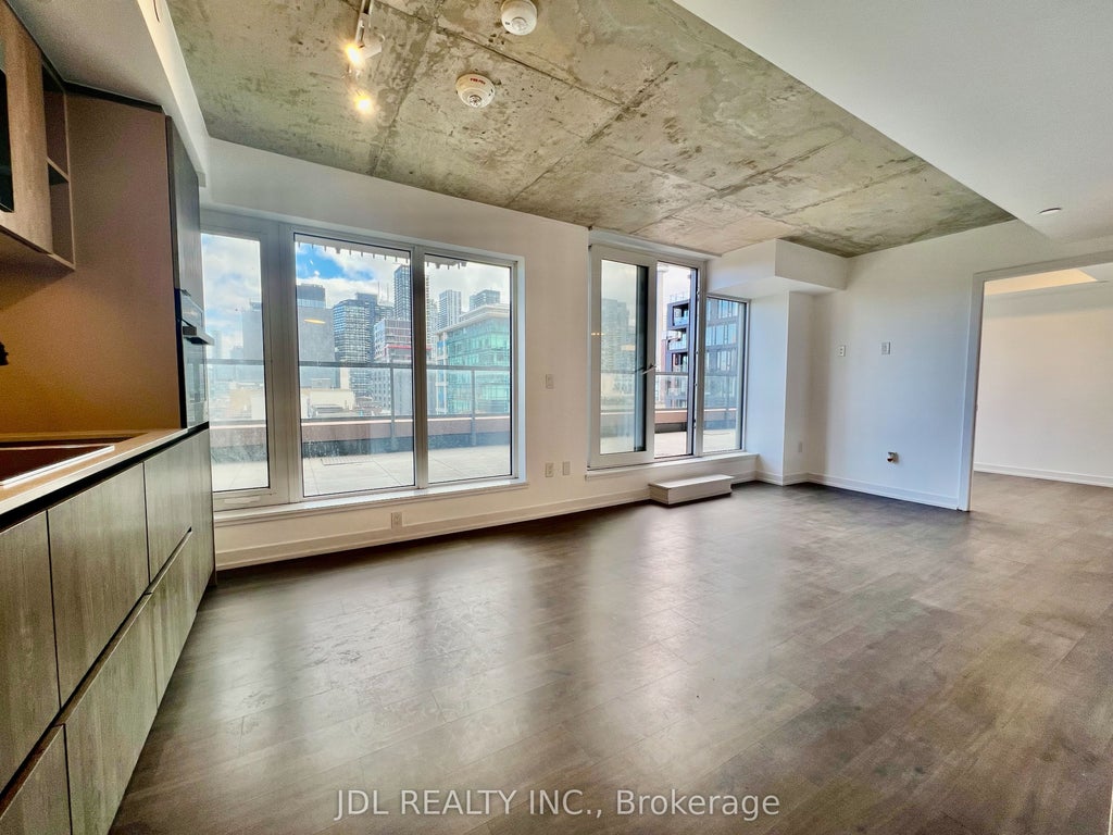 2 Augusta Avenue 802, Toronto C01