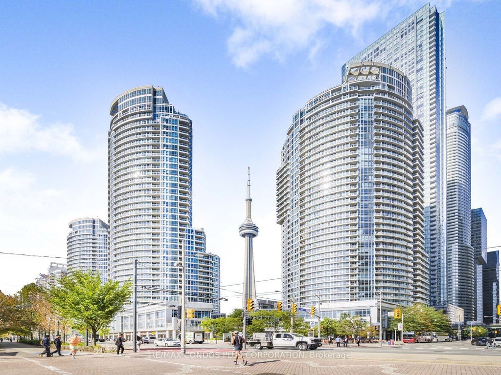 208 Queens Quay W 2209, Toronto C01
