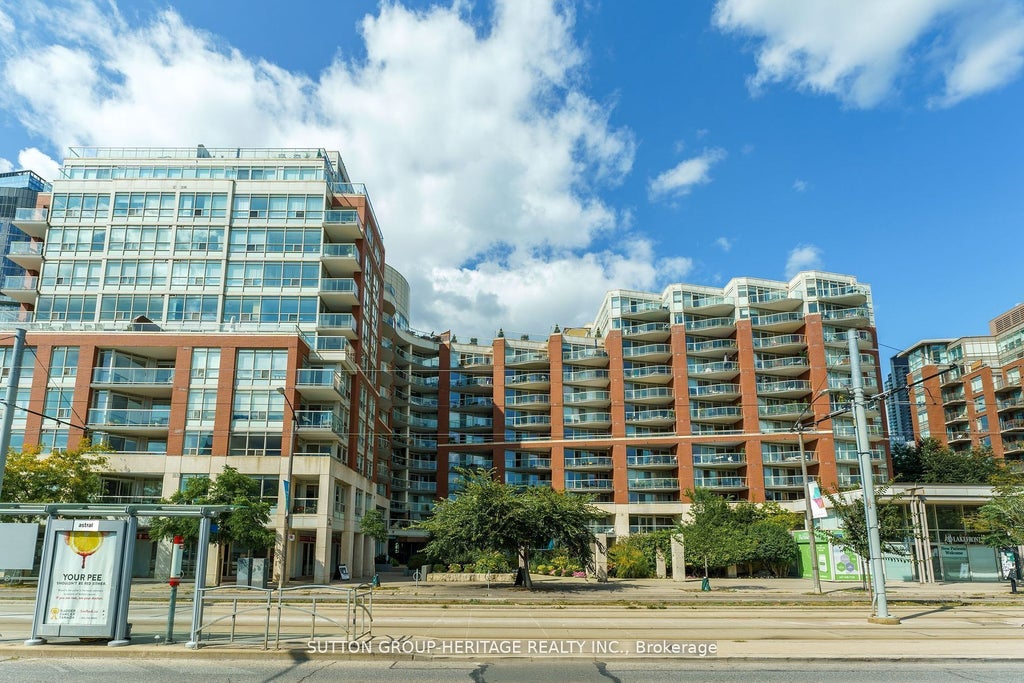 550 Queens Quay W 126, Toronto C01