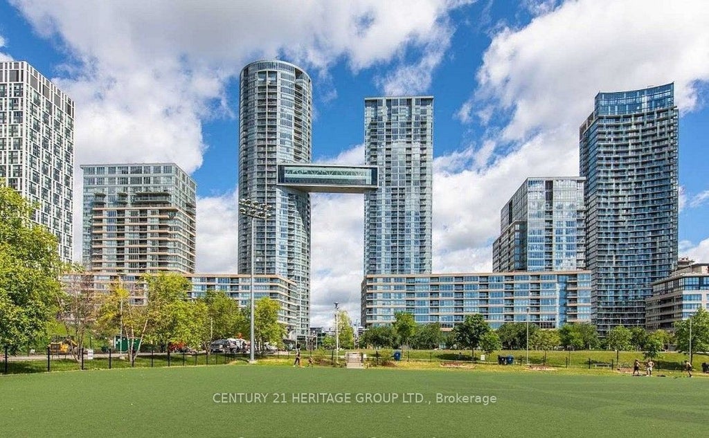 21 Iceboat Terrace 4612, Toronto C01