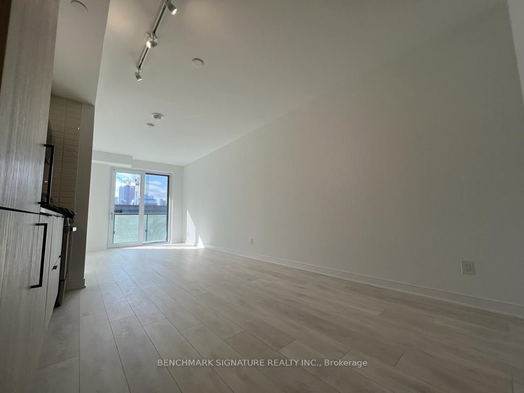 180 Mill Street S557, Toronto C08