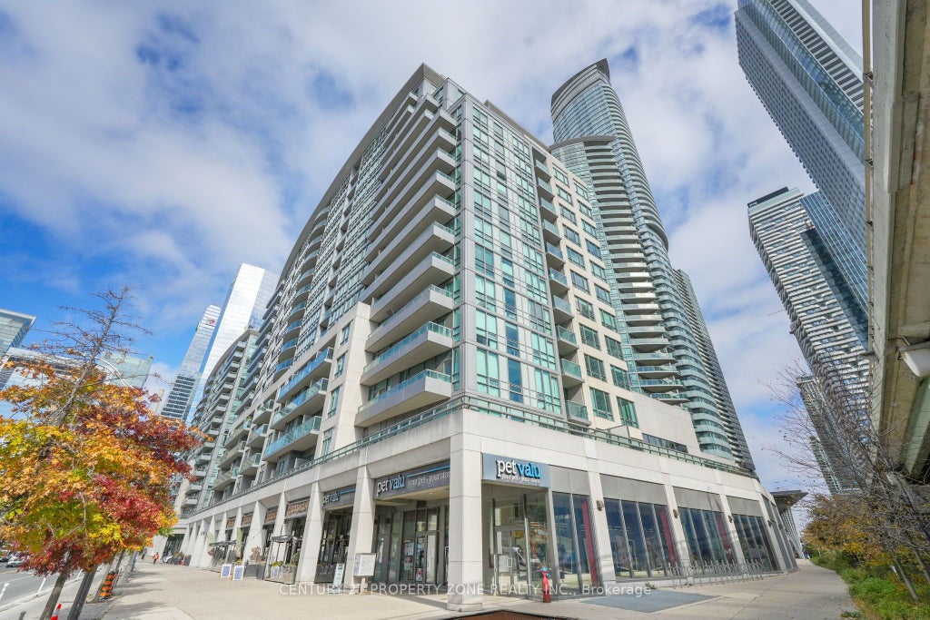 25 Lower Simcoe Street 527, Toronto C01