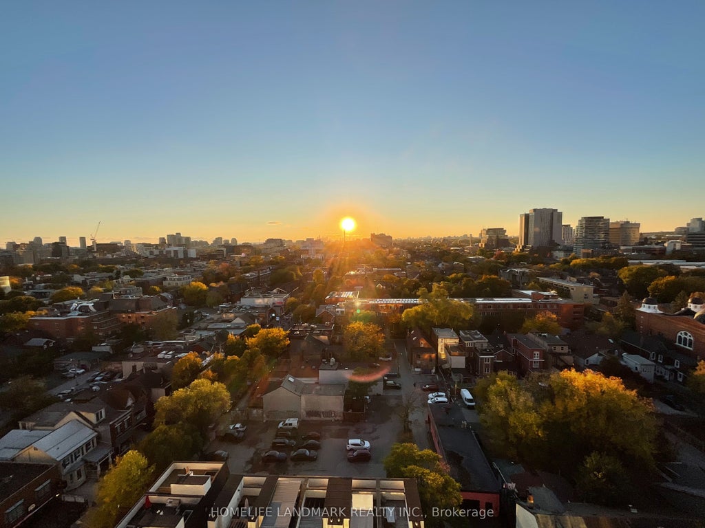 195 Mccaul Street 1314, Toronto C01