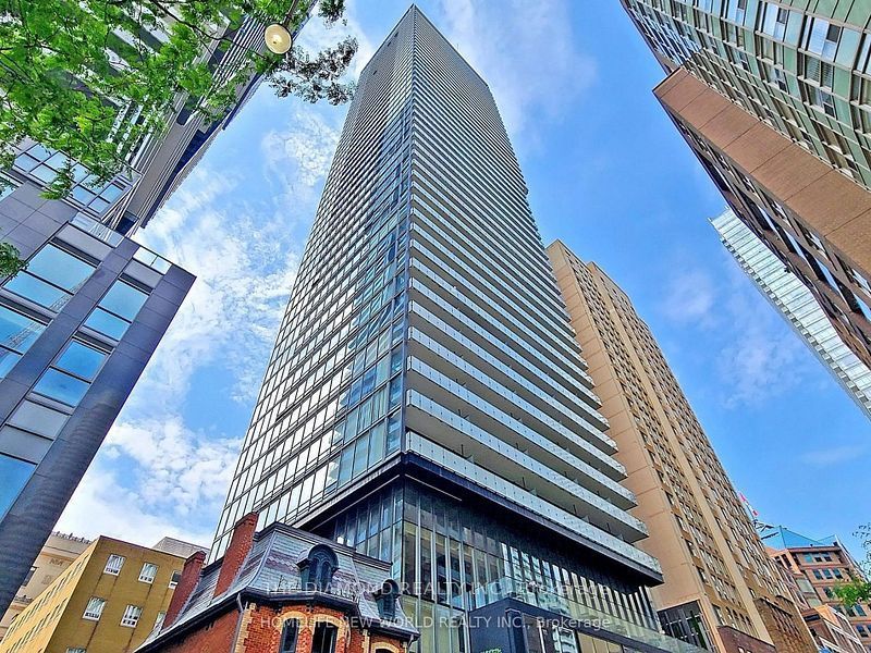 15 Grenville Street 4710, Toronto C01