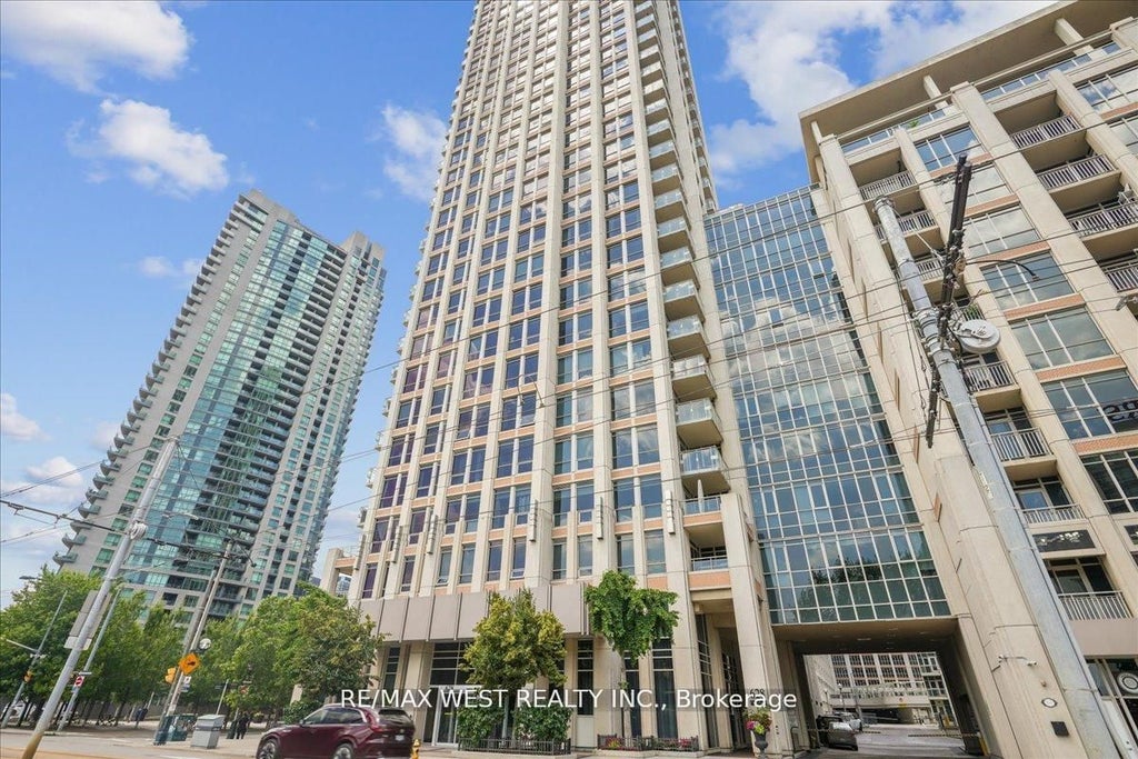 628 Fleet Street 324, Toronto C01