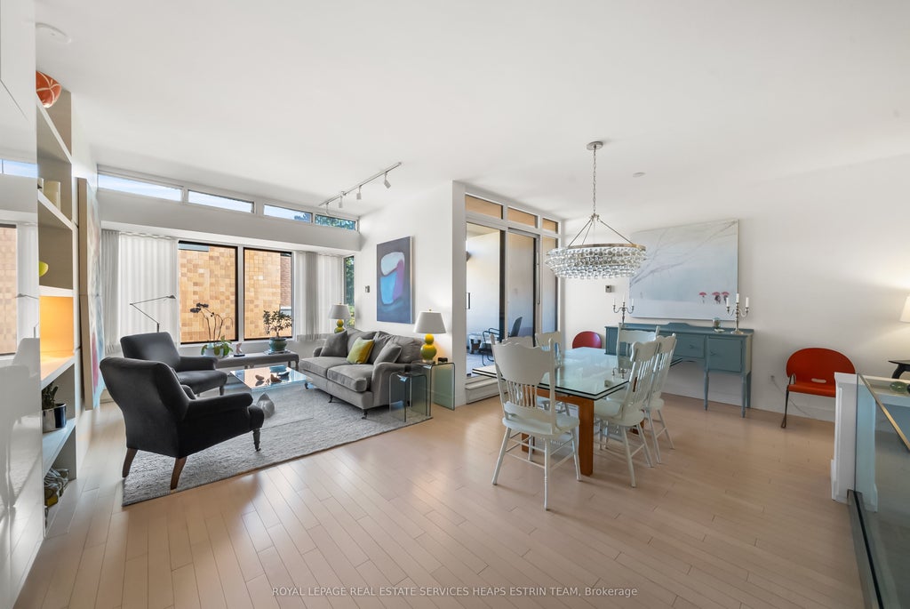 40 Oaklands Avenue 337, Toronto C02