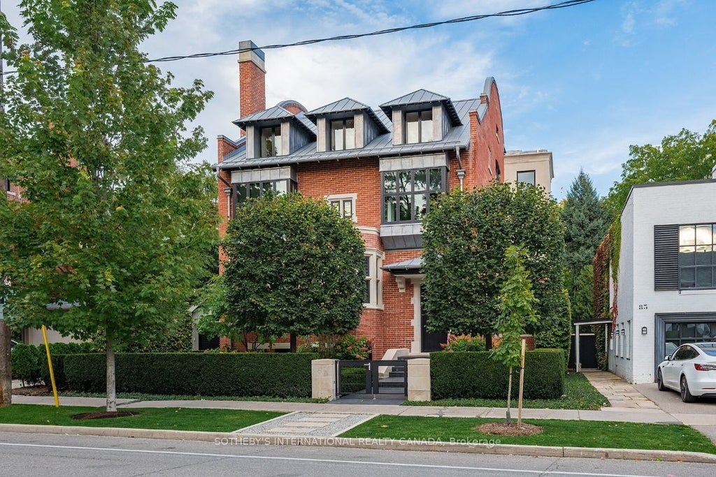 85 Bedford Road 3, Toronto C02