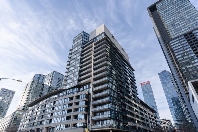 8 Telegram Mews 1006, Toronto C01