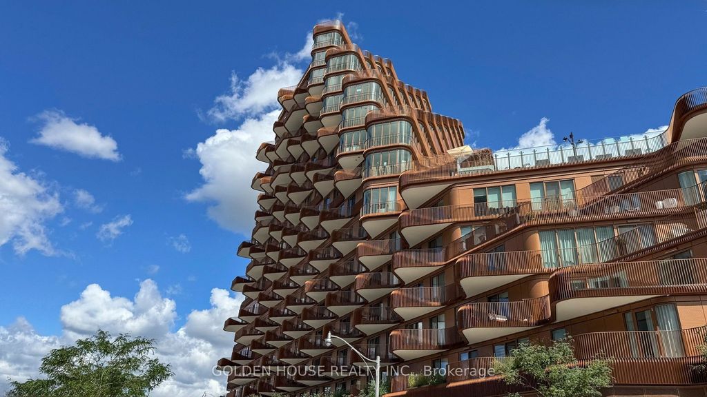 155 Merchants' Wharf N/a 216, Toronto C08