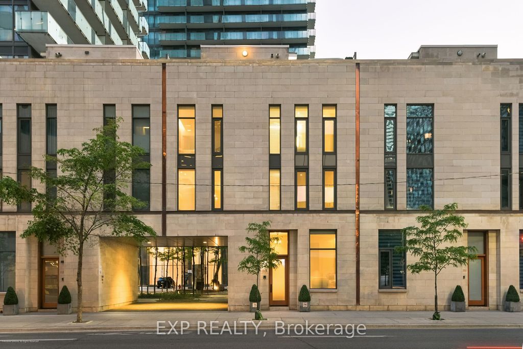 1084 Bay Street, Toronto C01