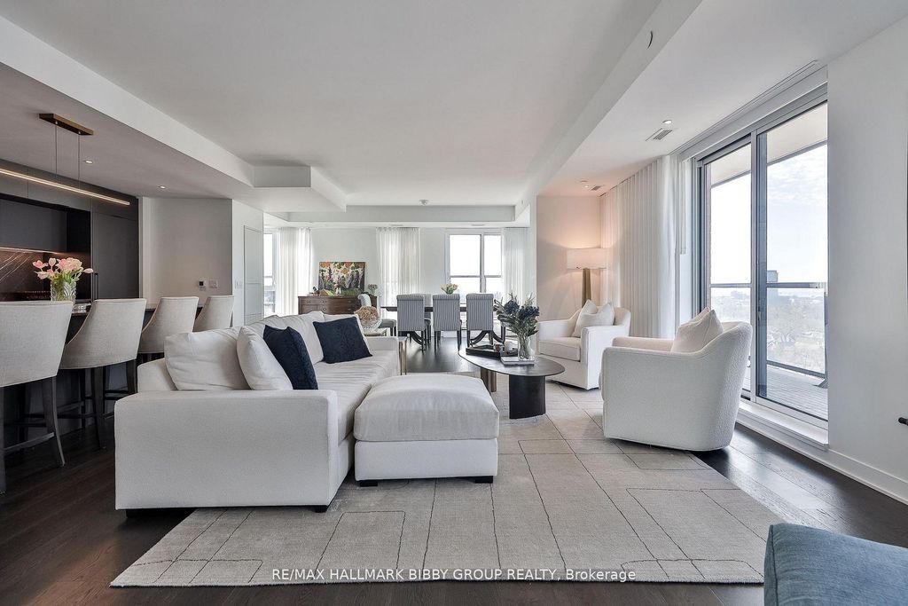 185 Alberta Avenue 1105, Toronto C03