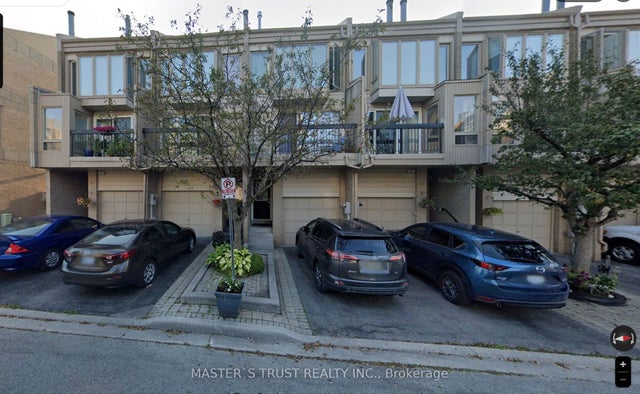 30 Cumberland Lane, Ajax