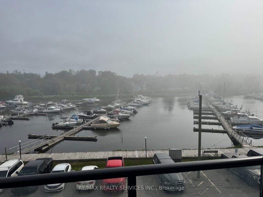 70 Shipway Avenue N 211, Clarington