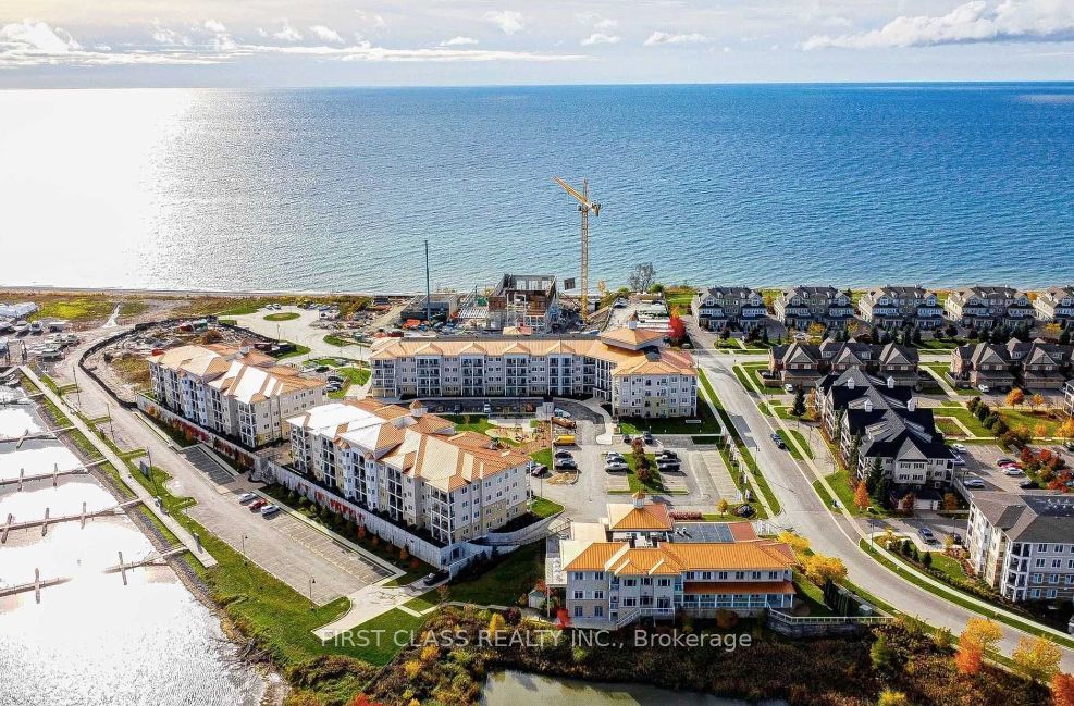 50 Lakebreeze Drive 317, Clarington