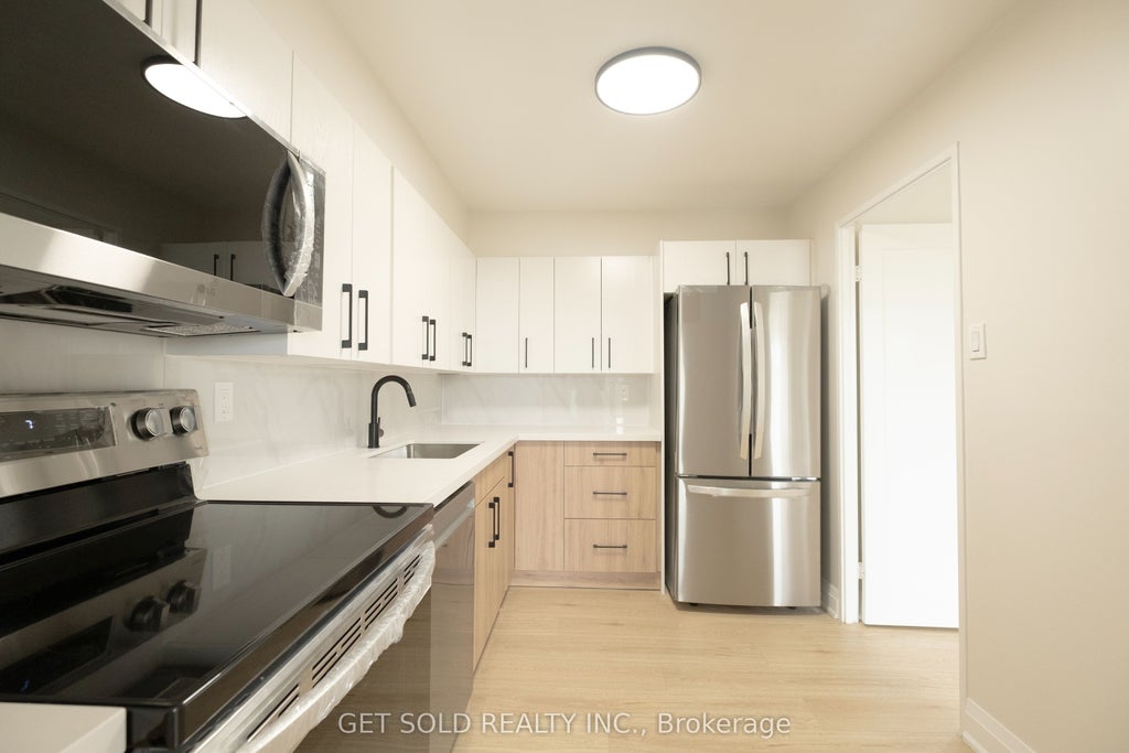 120 Dundalk Drive 405, Toronto E04