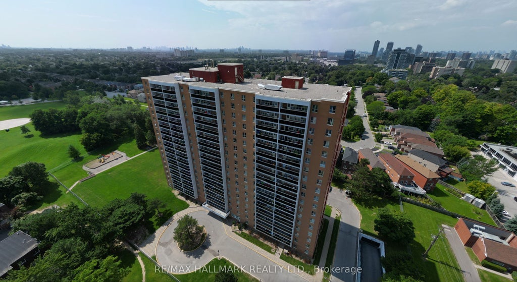 270 Palmdale Drive 310, Toronto E05