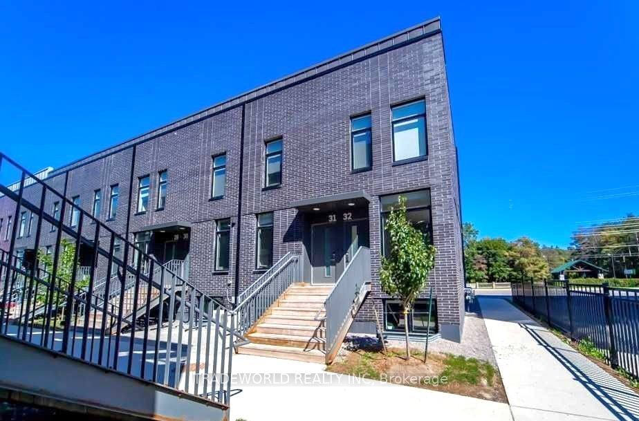 1720 Simcoe Street N 32, Oshawa