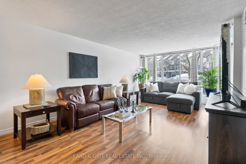 25 Cumberland Lane 112, Ajax