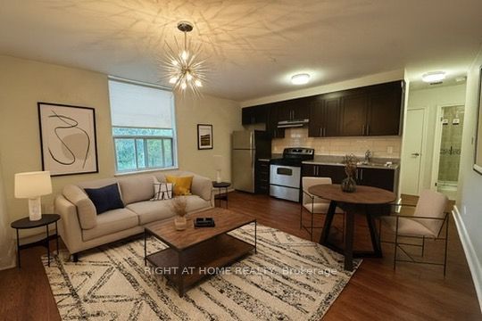 75 Eastdale Avenue 109, Toronto E03