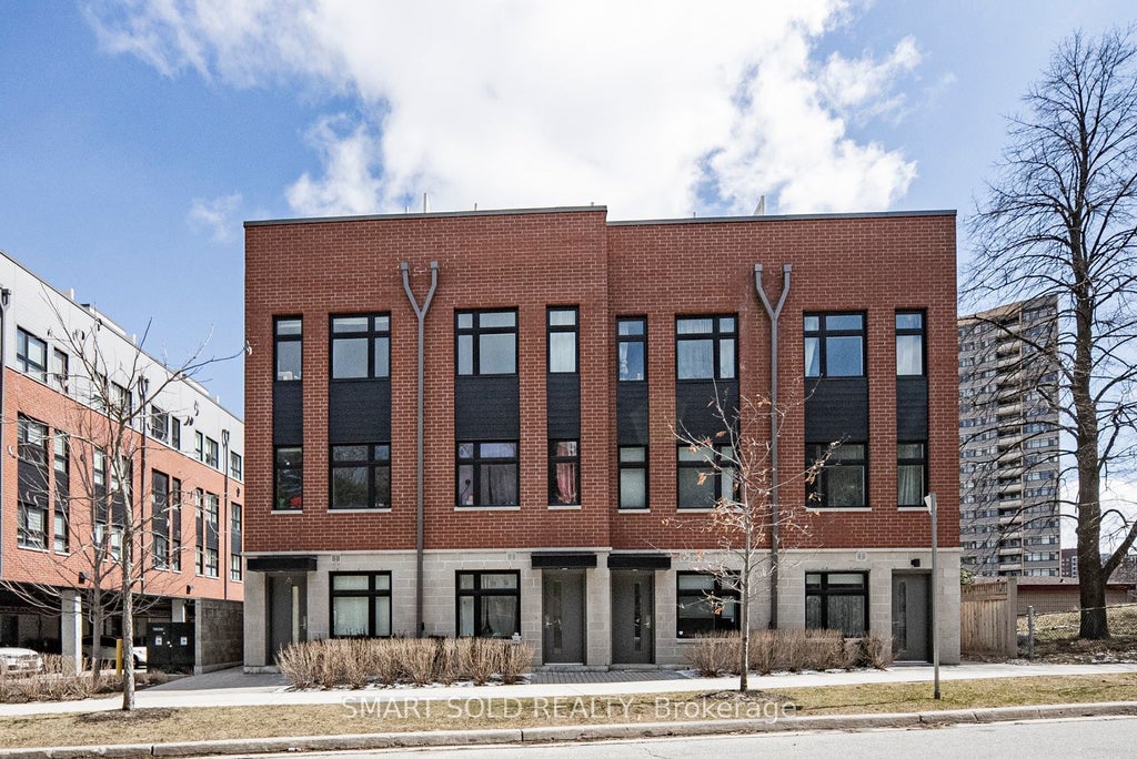 20 Echo Point 132, Toronto E05