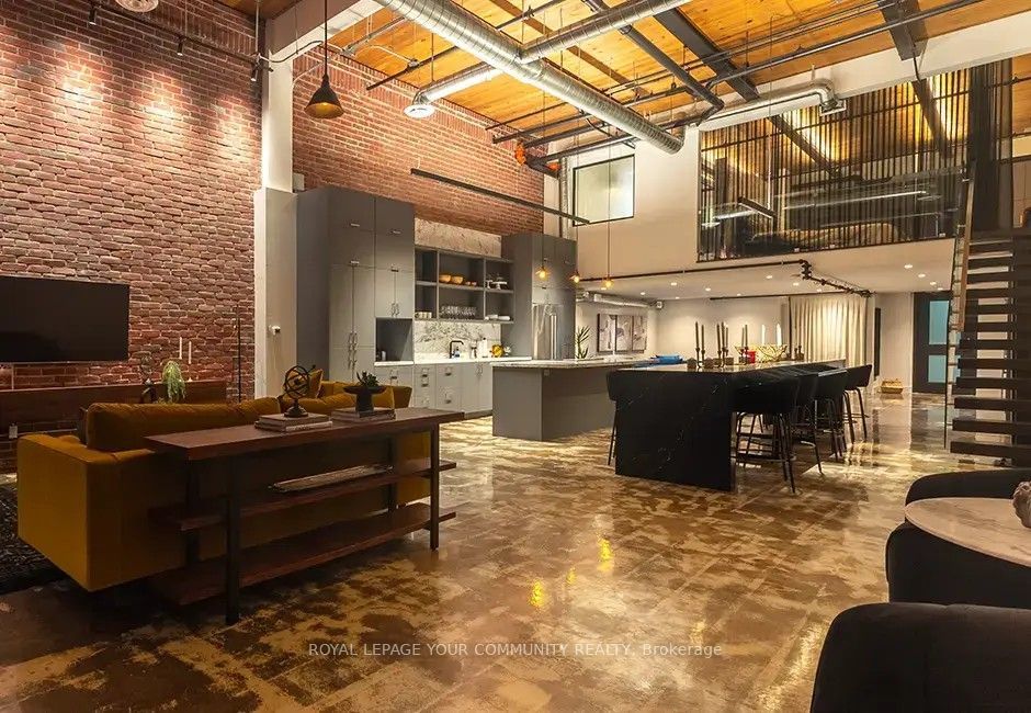 1159 Dundas Street E 147, Toronto E01