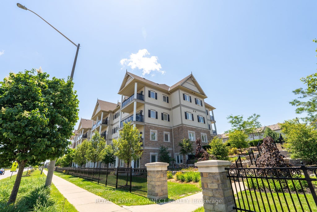 1 Sidney Lane 107, Clarington