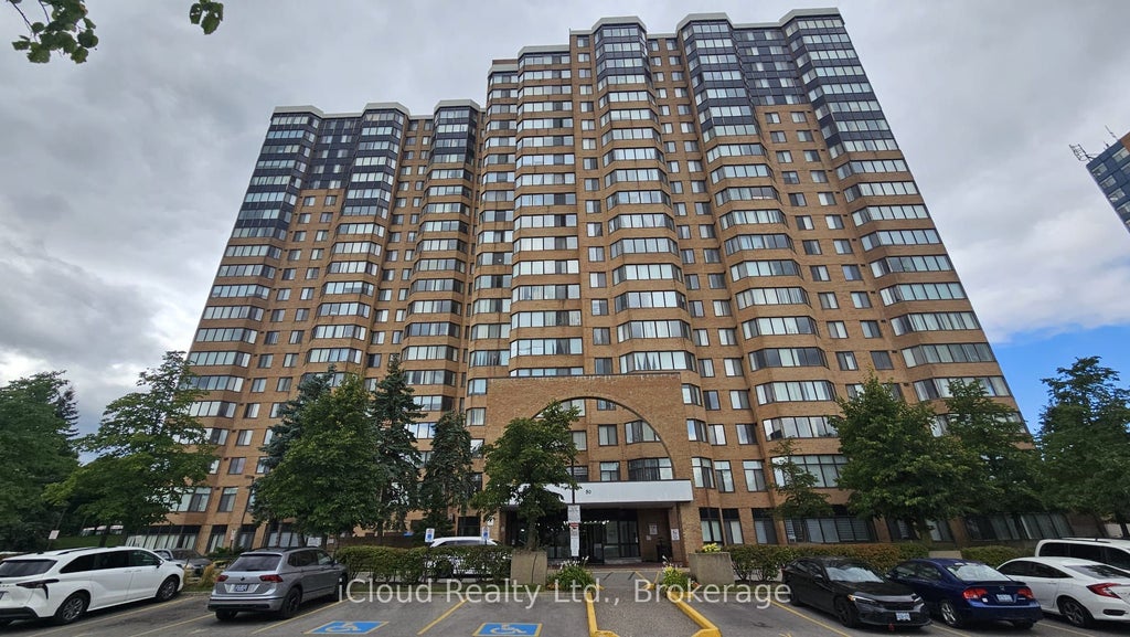 80 Alton Towers Circle 1507, Toronto E07