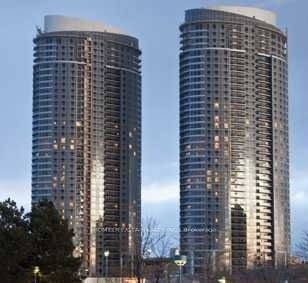135 Village Green Square 2121, Toronto E07
