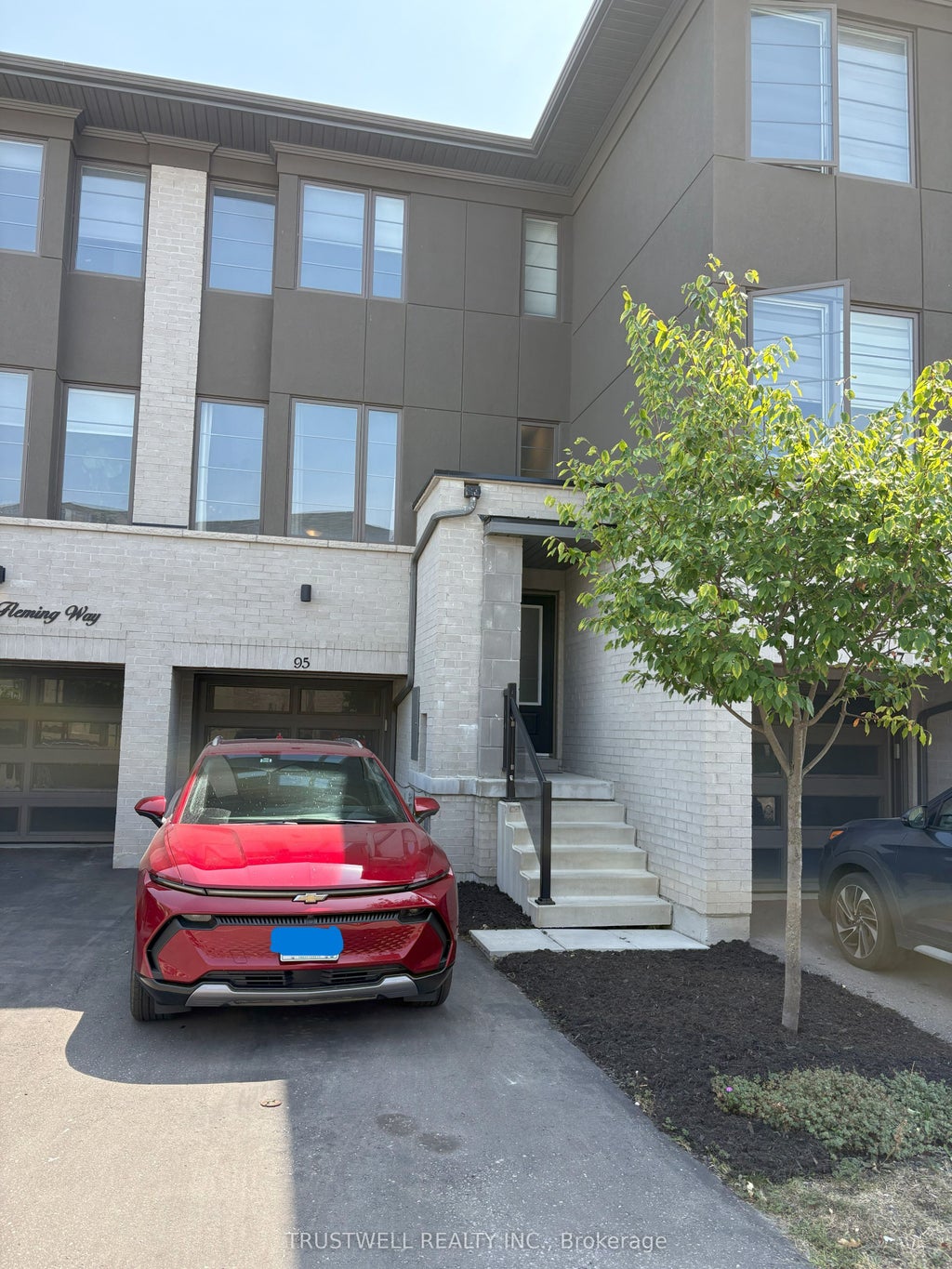 95 Donald Fleming Way, Whitby