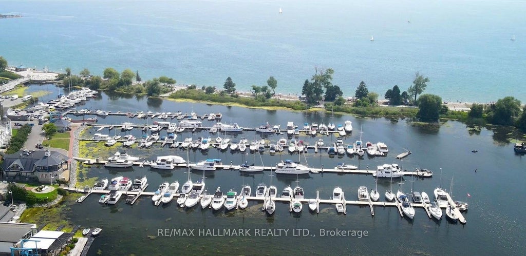 1295 Wharf Street 49, Pickering