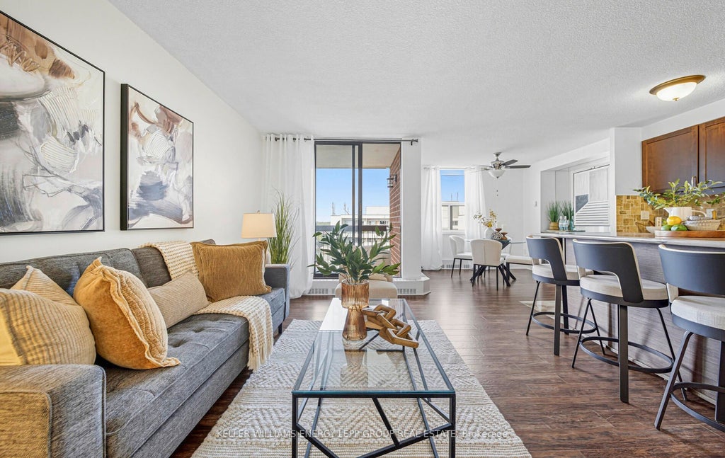 90 Ling Road 1508, Toronto E10