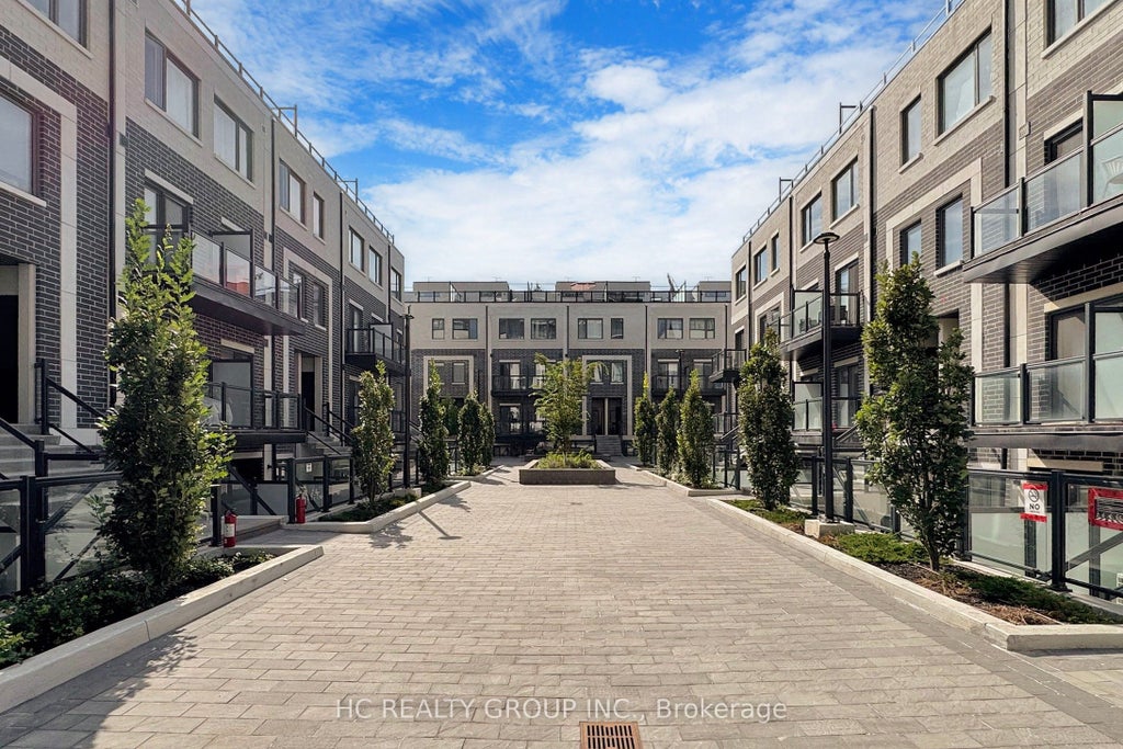 3425 Sheppard Avenue E C3-101, Toronto E05