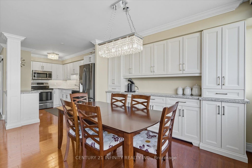 50 Richmond Street E 635, Oshawa