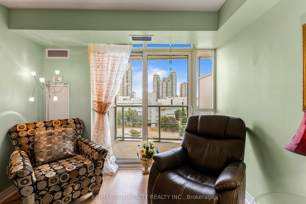 83 Borough Drive 809, Toronto E09