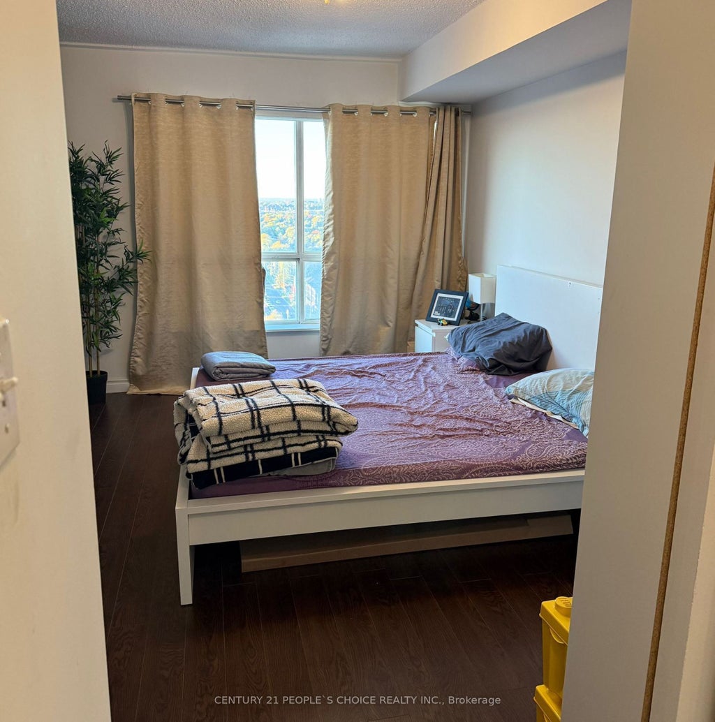 1470 Midland Avenue 2009, Toronto E04