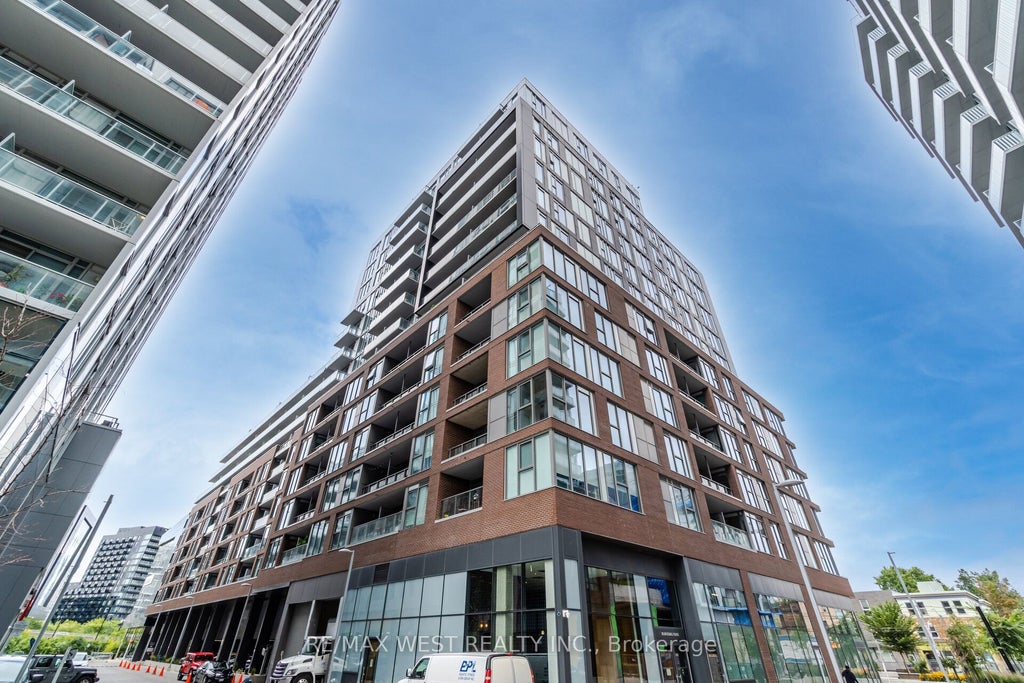 30 Baseball Place 610, Toronto E01