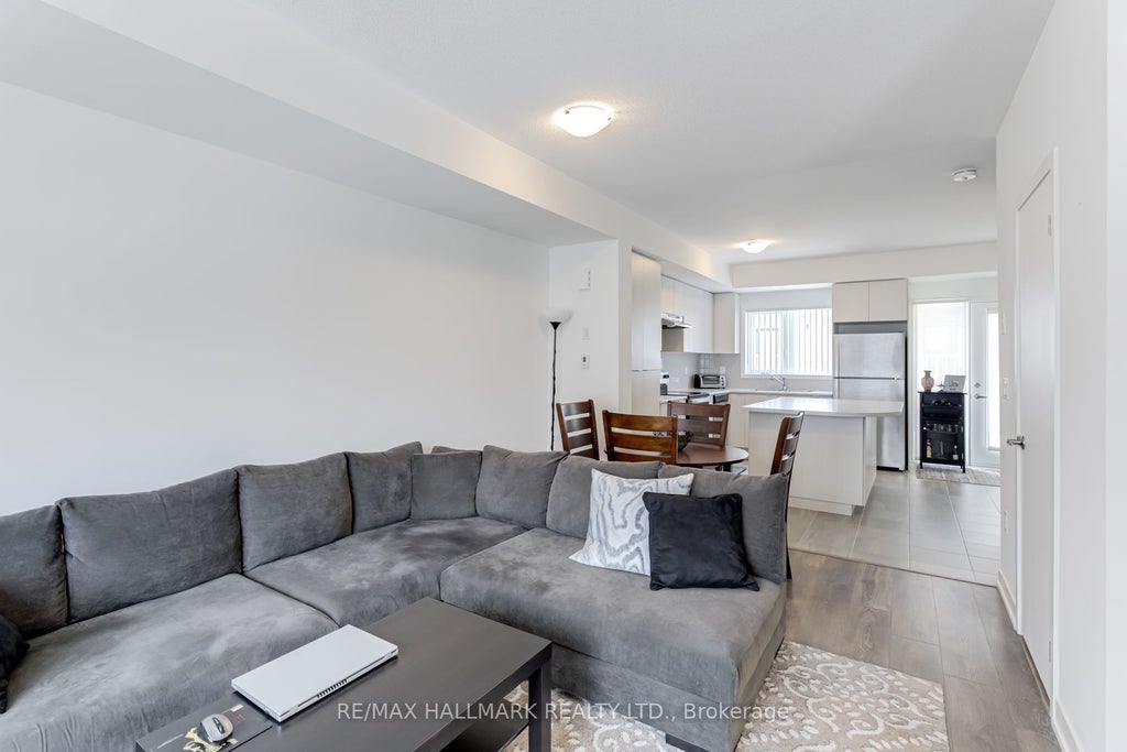 1525 Kingston Road 803, Pickering