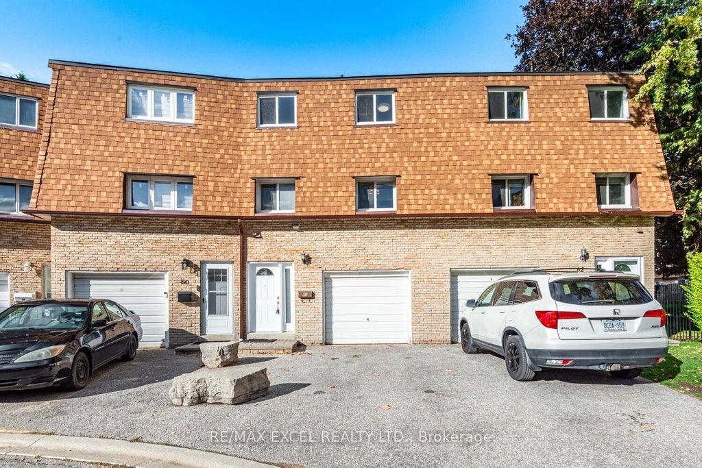 120 Beverly Glen Boulevard #61, Toronto E05