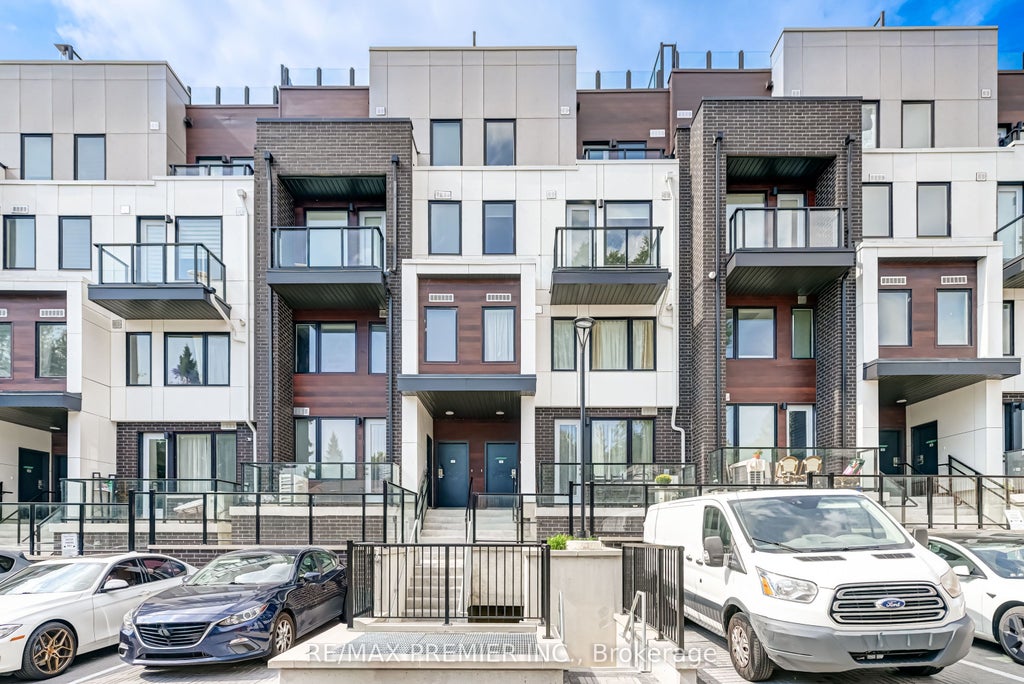 1479 O'connor Drive 8, Toronto E03