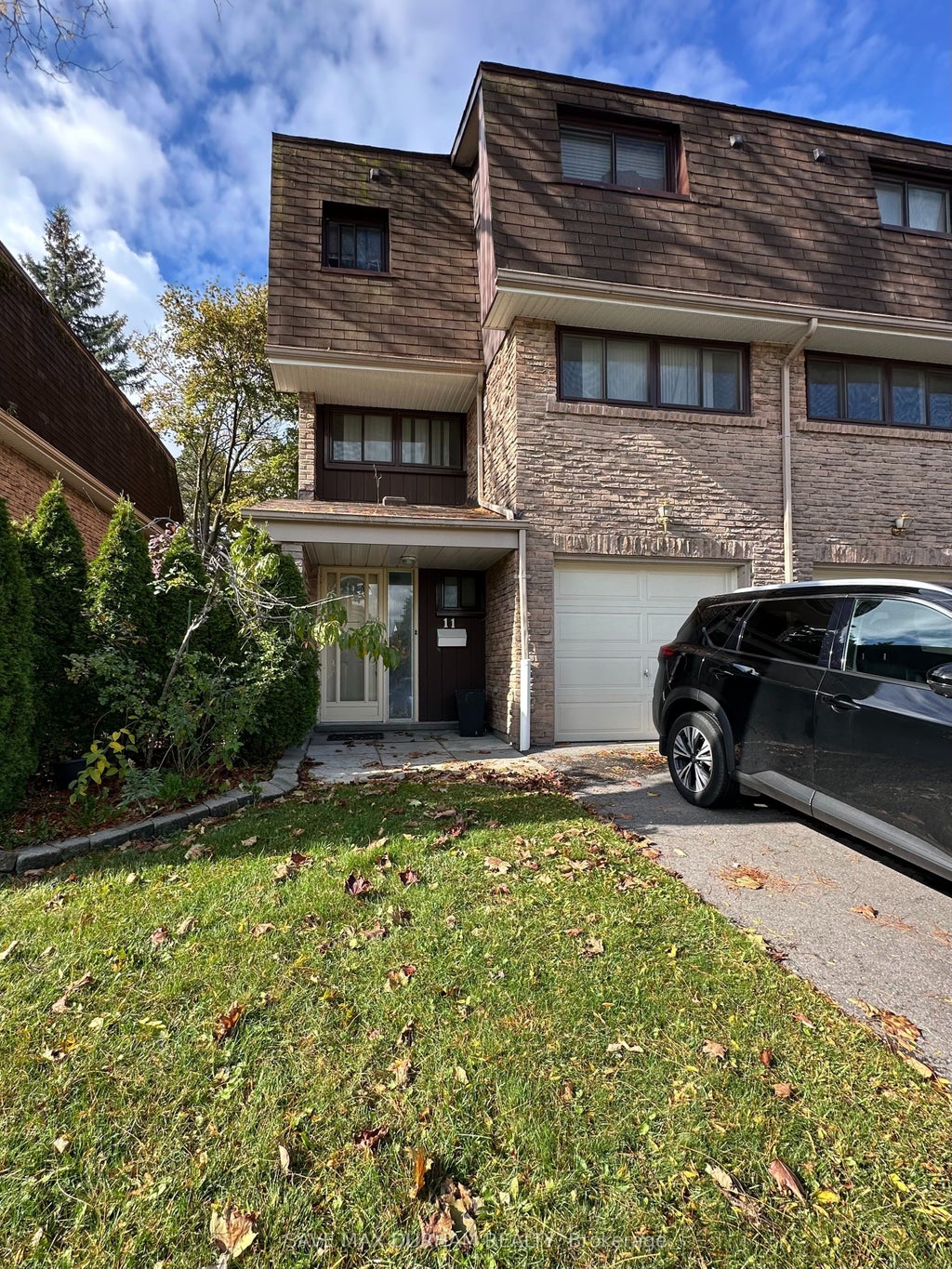 1958 Rosefield Road 11, Pickering