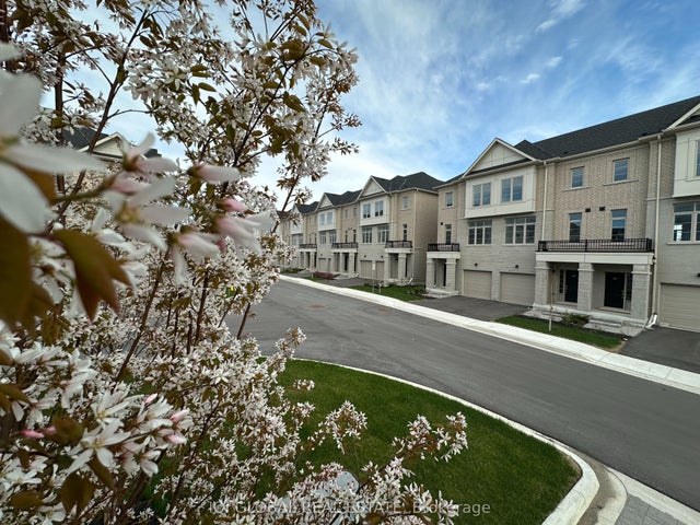 1655 Palmers Sawmill Road 305, Pickering