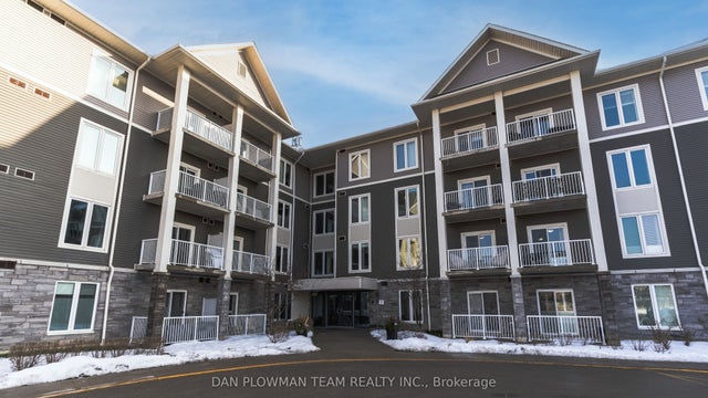 290 Liberty Street N 217, Clarington