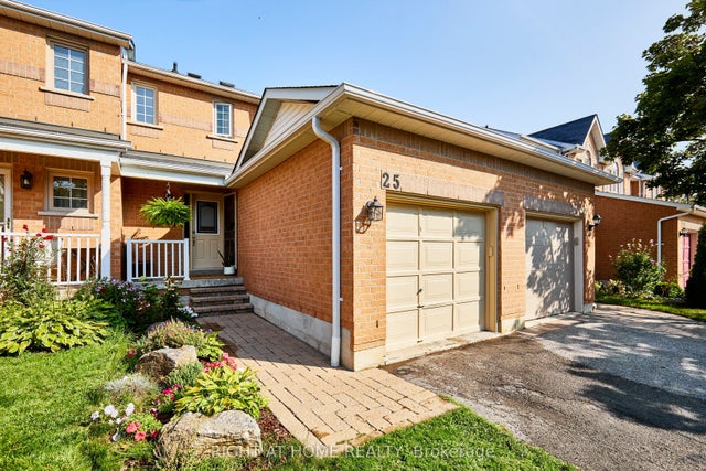 25 Macintyre Lane, Ajax