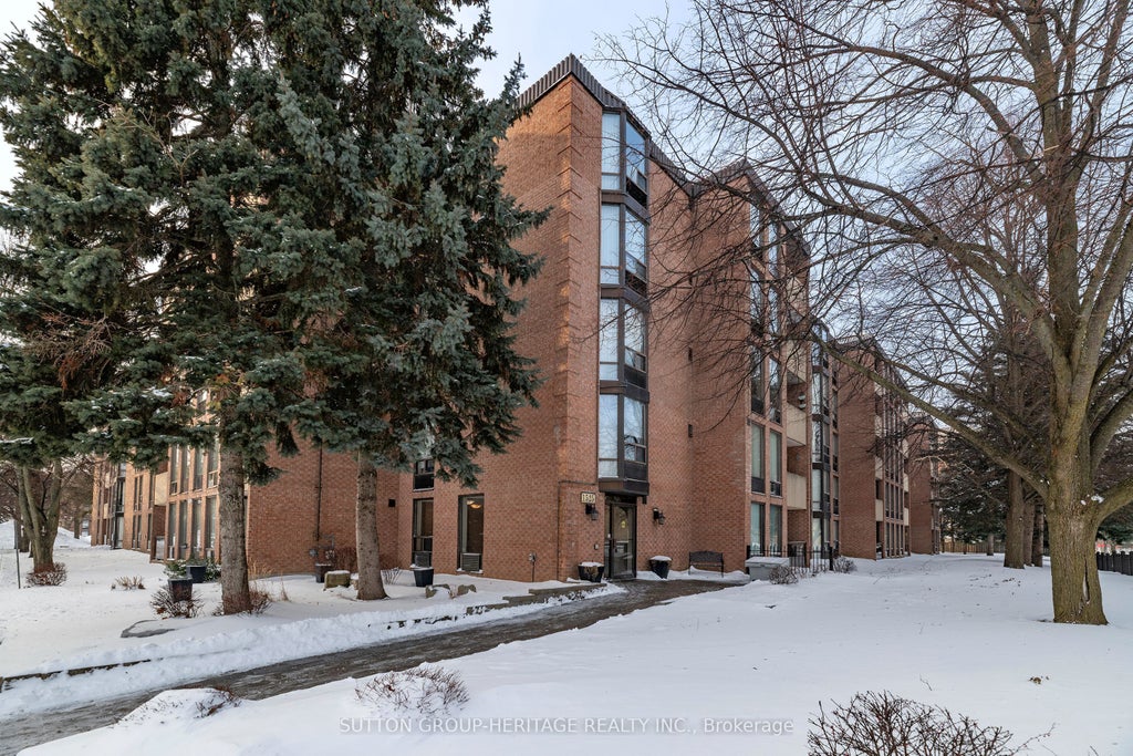 1525 Diefenbaker Court 210, Pickering
