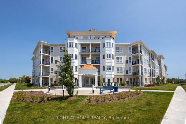 50 Lakebreeze Drive 402, Clarington