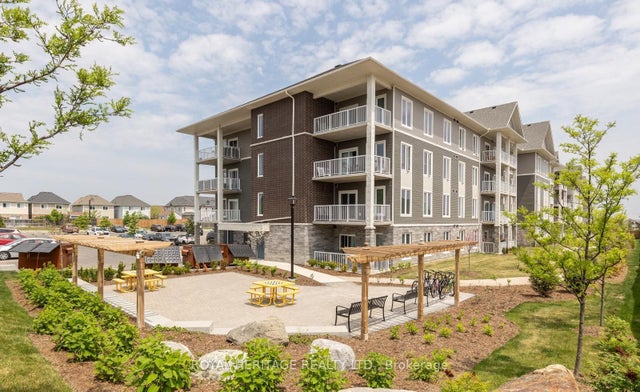 290 Liberty Street N 209, Clarington