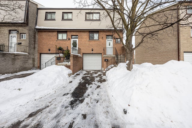 1945 Denmar Road 14, Pickering